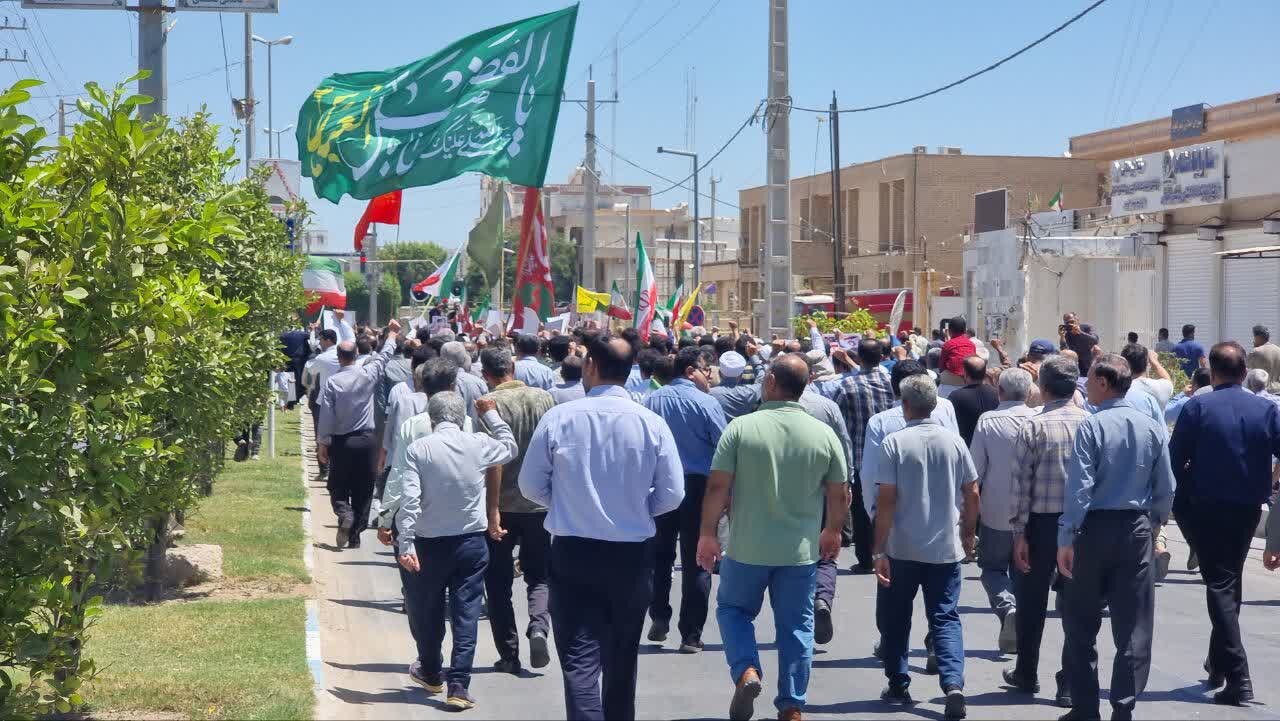 راهپیمایی جمعه خشم و نصر در گناوه برگزار شد