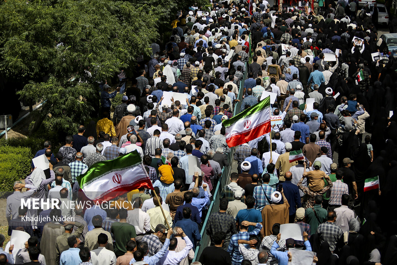 انزجار عمومی از سکوت جهانی؛ حضور گسترده مردم اصفهان در دفاع از فلسطین