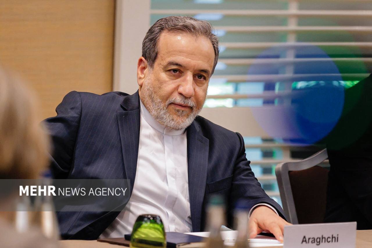 عراقچی: از حق مشروع‌ برای دفاع در برابر تجاوز اسرائیل استفاده می‌کنیم