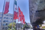 نصب پرچم‌های ذوالفقار در بزرگراه‌های تهران