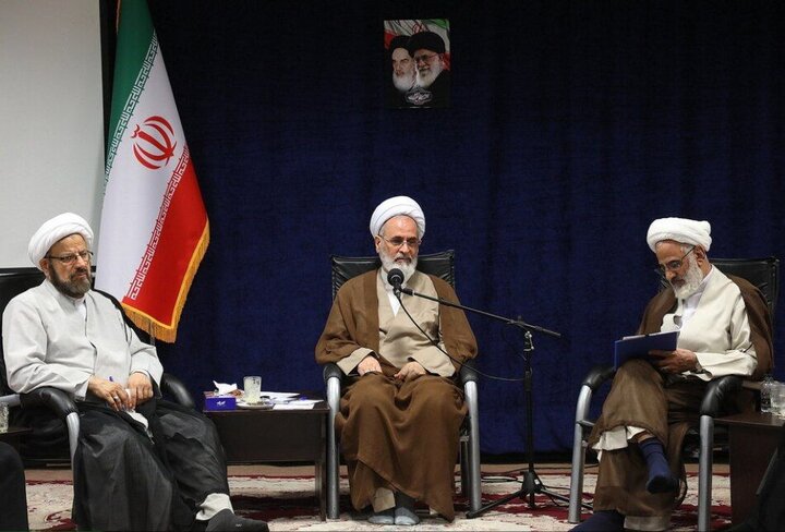 راه اندازی «قرارگاه جنگ ترکیبی بلاغ مبین» در حوزه های علمیه