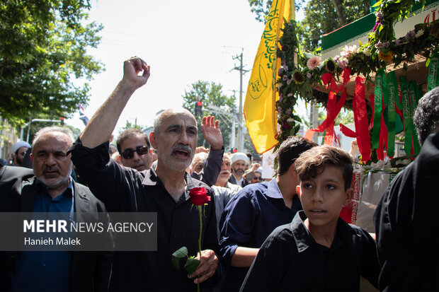 تشییع پیکر مطهر خانواده ۵ نفره شهید «نیازمند» در گنبدکاووس
