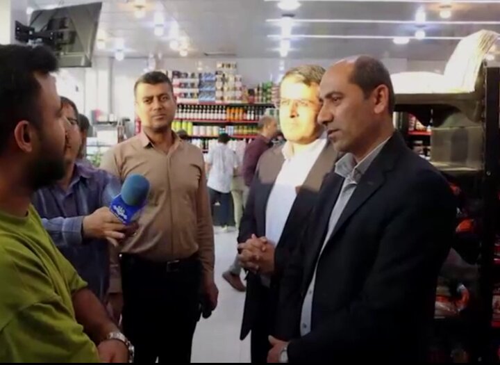 بازدید فرماندار دشتی از روند تامین کالاهای اساسی در بازار