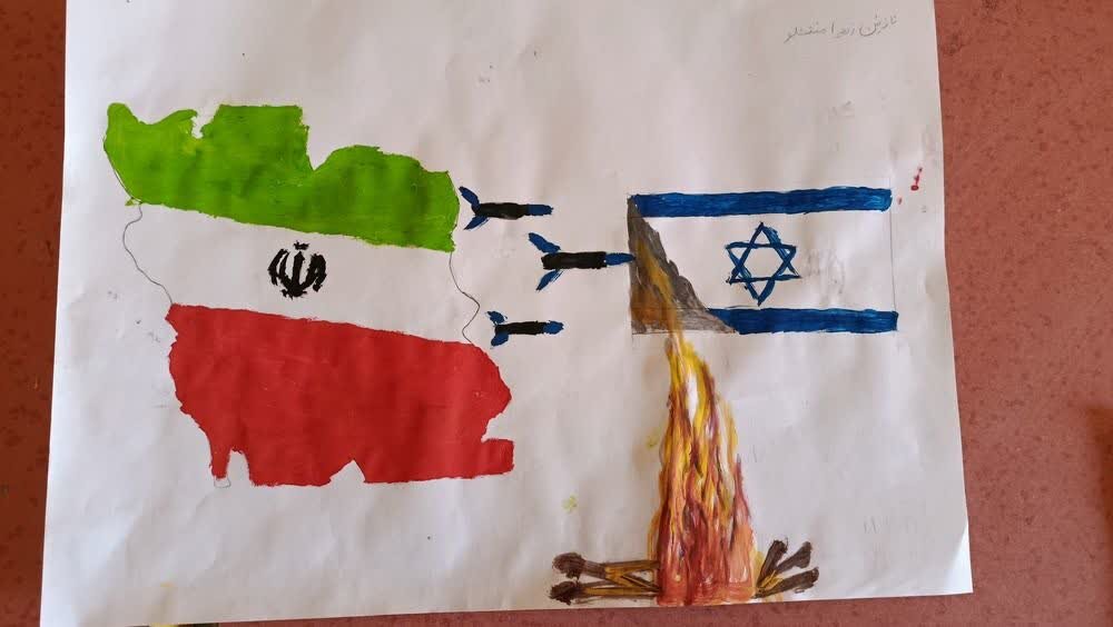 پویش «سرفراز باشی میهن من» در کردستان برگزار شد پویش «سرفراز باشی میهن من» در کردستان برگزار شد