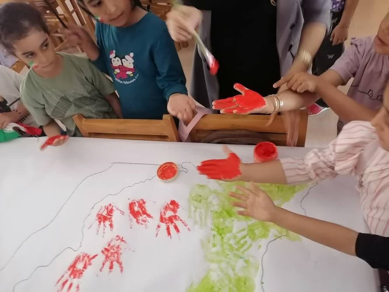 پویش «سرفراز باشی میهن من» در کردستان برگزار شد پویش «سرفراز باشی میهن من» در کردستان برگزار شد