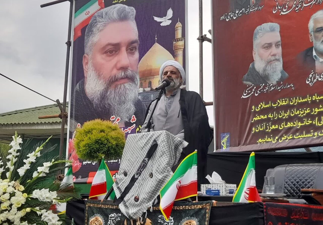 اندیشه ملت ایران برگرفته از مکتب امام حسین (ع) است اندیشه ملت ایران برگرفته از مکتب امام حسین (ع) است