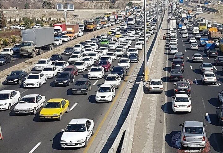 ترافیک در ورودی و خروجی‌های خراسان رضوی پرحجم است