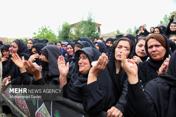 تشییع پیکر شهید مدافع وطن «علی پیری» در اردبیل