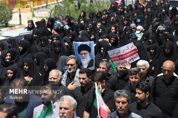 تشییع پیکر مطهر شهدای وطن در کردستان