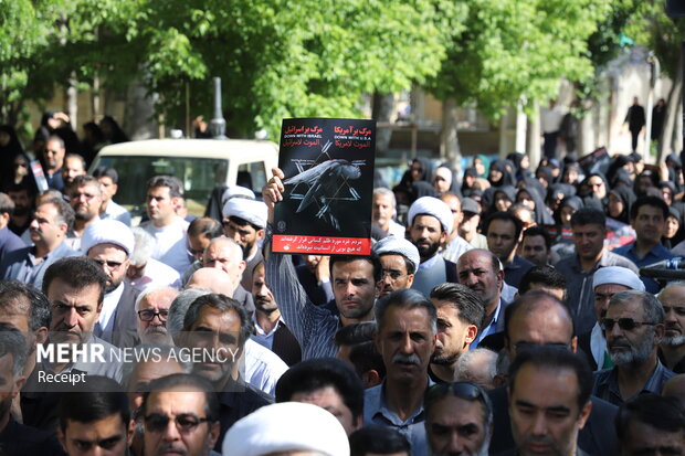 تشییع پیکر مطهر شهدای وطن در کردستان
