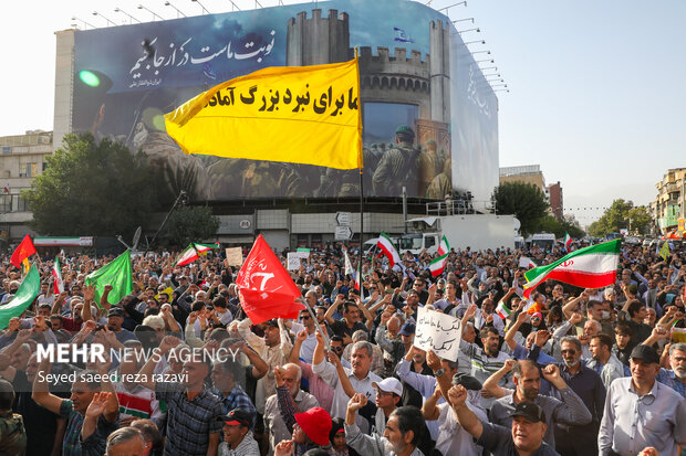 اجتماع مردمی و دانشجویی در ضد جنایات آمریکا و رژیم صهیونیستی 26