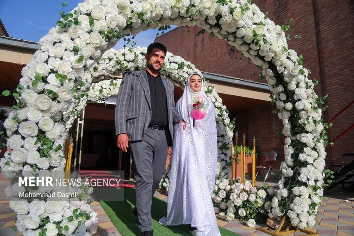 برگزاری جشن ازدواج و آئین اهدای جهیزیه به 200 زوج جوان شهر تهران