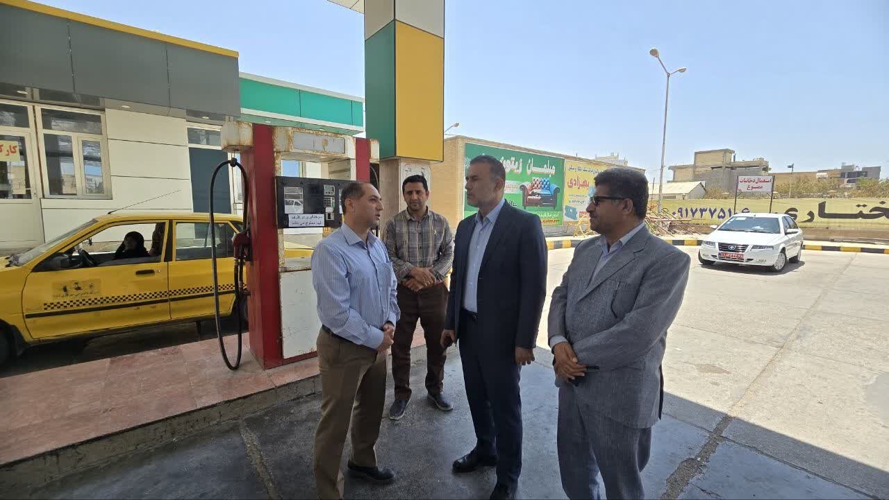 فرماندار گناوه: مردم دغدغه تامین سوخت نداشته باشند