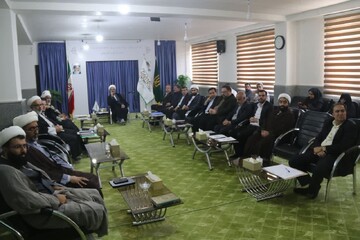 دوری از اختلافات گام نخست برای مقابله با دشمن است