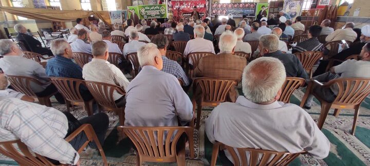 استقبال عاشورایی مردم نطنز از محرم با برافراشتن چادرهای عزاداری