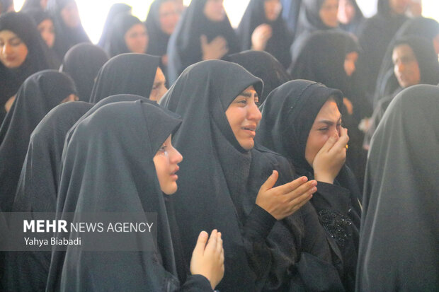 تشییع پیکر شهید مدافع وطن در کرمانشاه