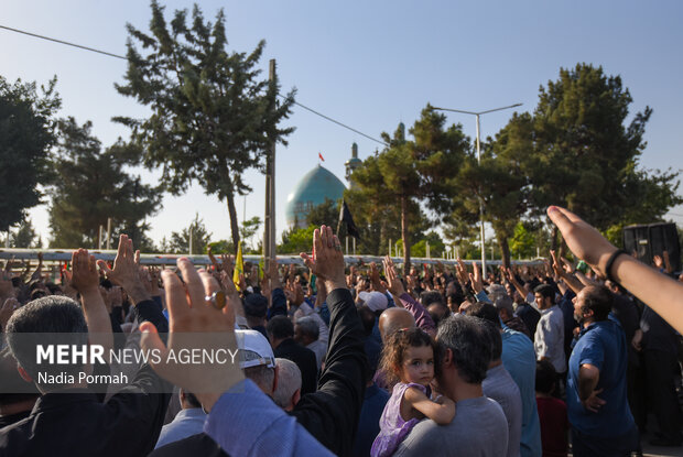 تشییع پیکر شهید راه وطن «حمیدرضا ادیب» در کرج