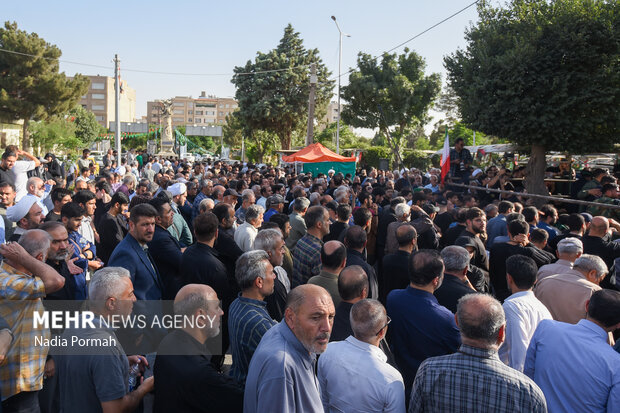 تشییع پیکر شهید راه وطن «حمیدرضا ادیب» در کرج