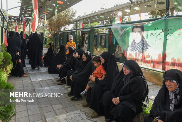 تشییع پیکر شهید راه وطن «حمیدرضا ادیب» در کرج