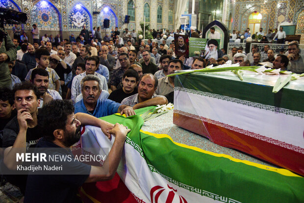 مراسم وداع با پیکر سرلشکرشهیدحاج‌مهدی‌ربانی