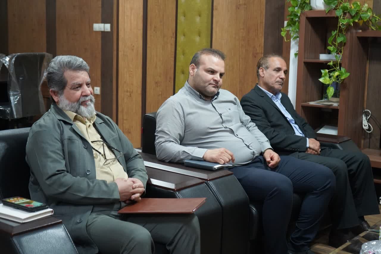 فضای مناسب برای رشد هنرمندان گناوه فراهم شود