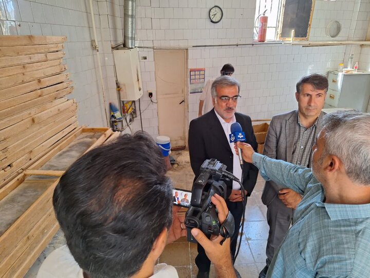 گشت های تنظیم بازار به صورت روزانه بازار ایلام را رصد می کنند