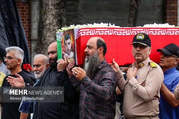 تشییع پیکر شهید راه وطن «امیر حسین صالحی» در رشت