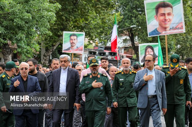 تشییع پیکر شهید راه وطن «امیر حسین صالحی» در رشت