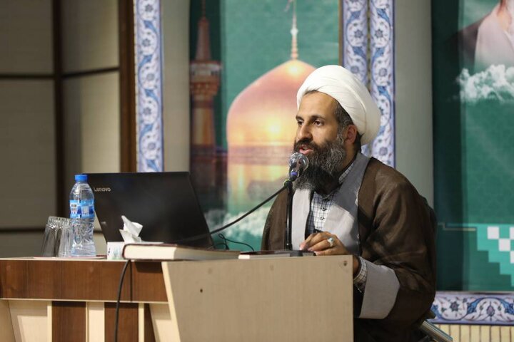 تبلیغ دین یک نهضت مردمی است