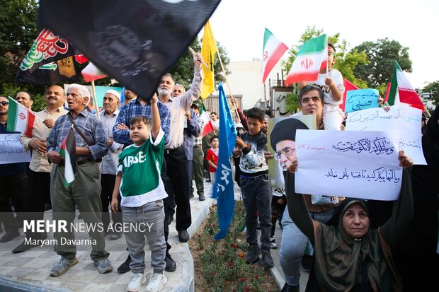 تجمع مردمی حمایت از عملیات «بشارت فتح» دربجنورد