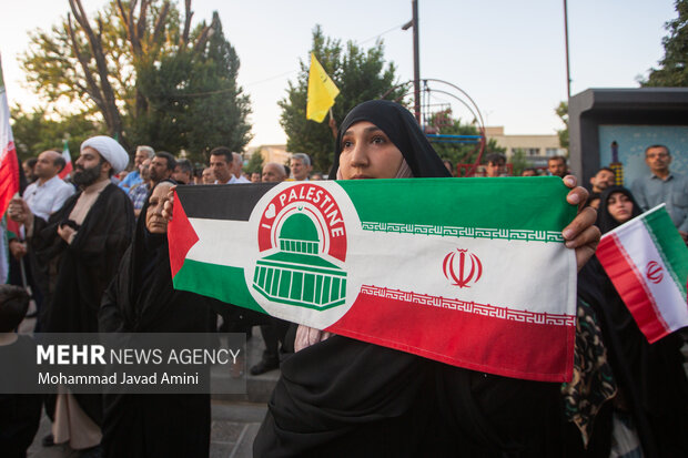 تجمع مردمی حمایت از عملیات«بشارت فتح» در تهران2