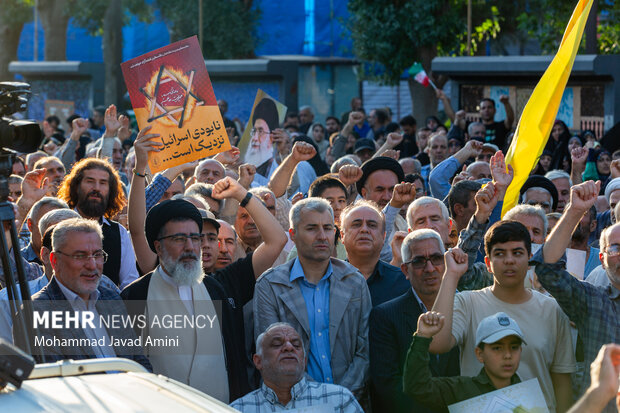 تجمع مردمی حمایت از عملیات «بشارت فتح» در قزوین