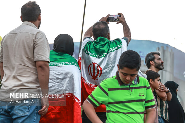 تجمع مردمی حمایت از عملیات «بشارت فتح» در تهران 17