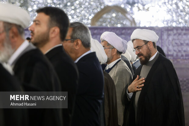 نشست تحلیلی و تبیینی «فتح قریب» در حرم امام رضا (ع)