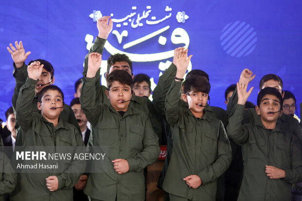 نشست تحلیلی و تبیینی «فتح قریب» در حرم امام رضا (ع)