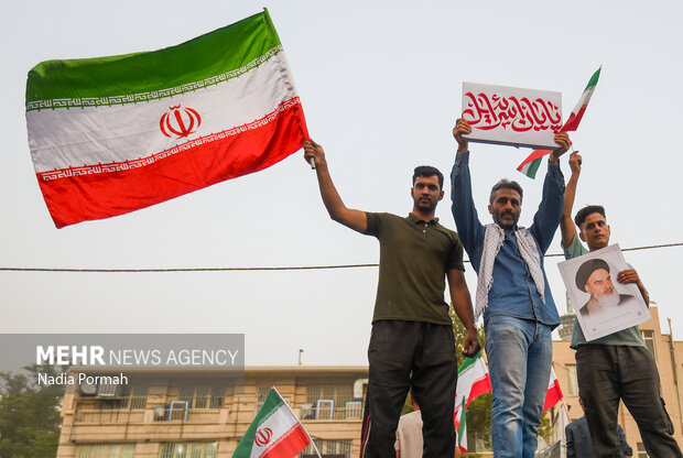 تجمع مردمی حمایت از عملیات «بشارت فتح» در کرج
