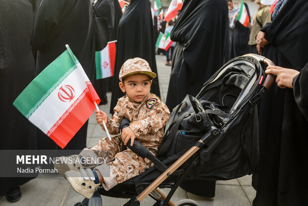 تجمع مردمی حمایت از عملیات «بشارت فتح» در کرج