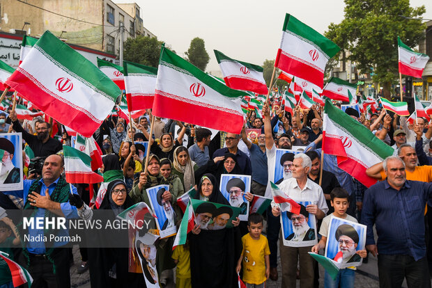 تجمع مردمی حمایت از عملیات«بشارت فتح» در تهران6
