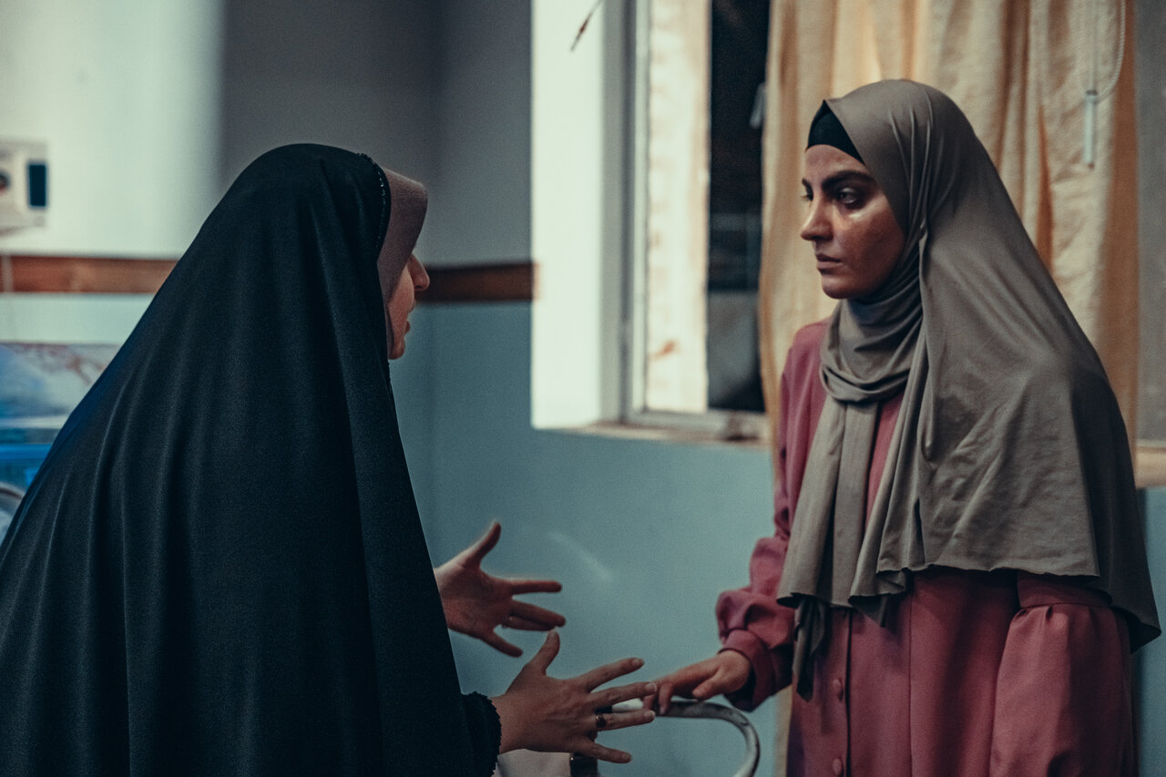 باید خودمان این روزها را روایت کنیم؛ ماجرای یک مقاومت مادرانه باید خودمان این روزها را روایت کنیم؛ ماجرای یک مقاومت مادرانه