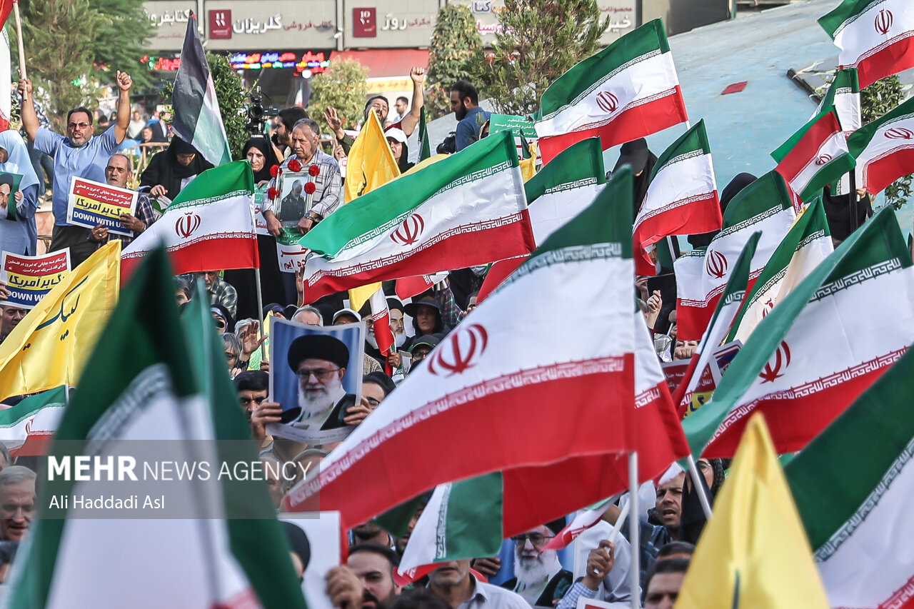 ملي،ايران،كشور،تقويت،جنگ،ايجاد،انسجام،همبستگي،مقدس،تاريخي،دف ...