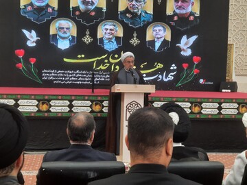 روحانیت پیشتاز دفاع از نظام و ولایت است