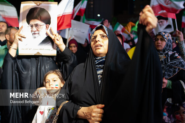 Iran celebrates victory of armed forces over Zionist regime
