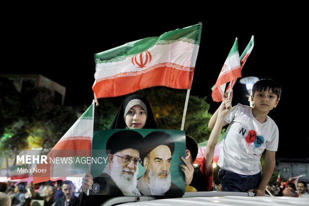 تجمع مردمی حمایت از عملیات "بشارت فتح" در تبریز