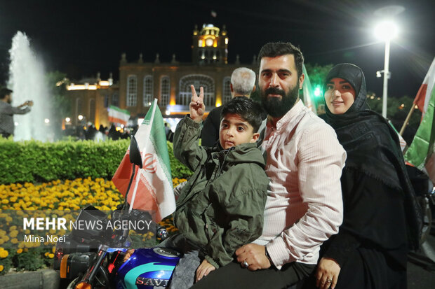 تجمع مردمی حمایت از عملیات "بشارت فتح" در تبریز