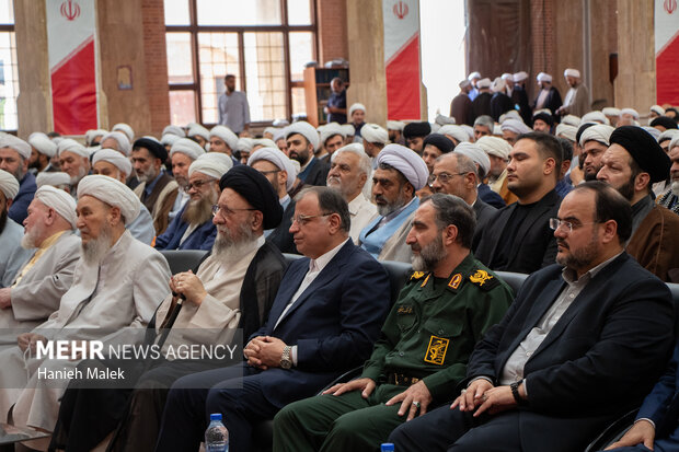 همایش طلایه داران قیام و تببین در گرگان