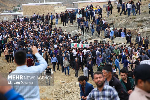 پیکر سرباز شهید «محمد نشومی» در ساری تشییع شد