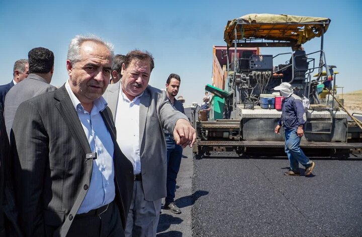 آسفالت ریزی مرحله نخست قطعه ۶ آزادراه تبریز-ارومیه آغاز شد