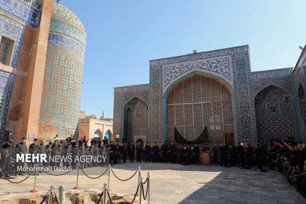 آئین سنتی «طشت گذاری» در بقعه شیخ صفی الدین اردبیل