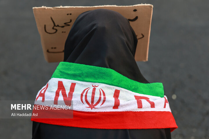 یک ملت برای یک وطن!