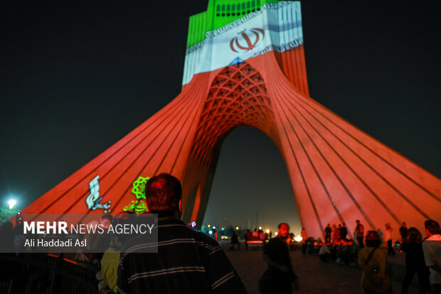 اجرای ویدئو مپینگ در میدان آزادی